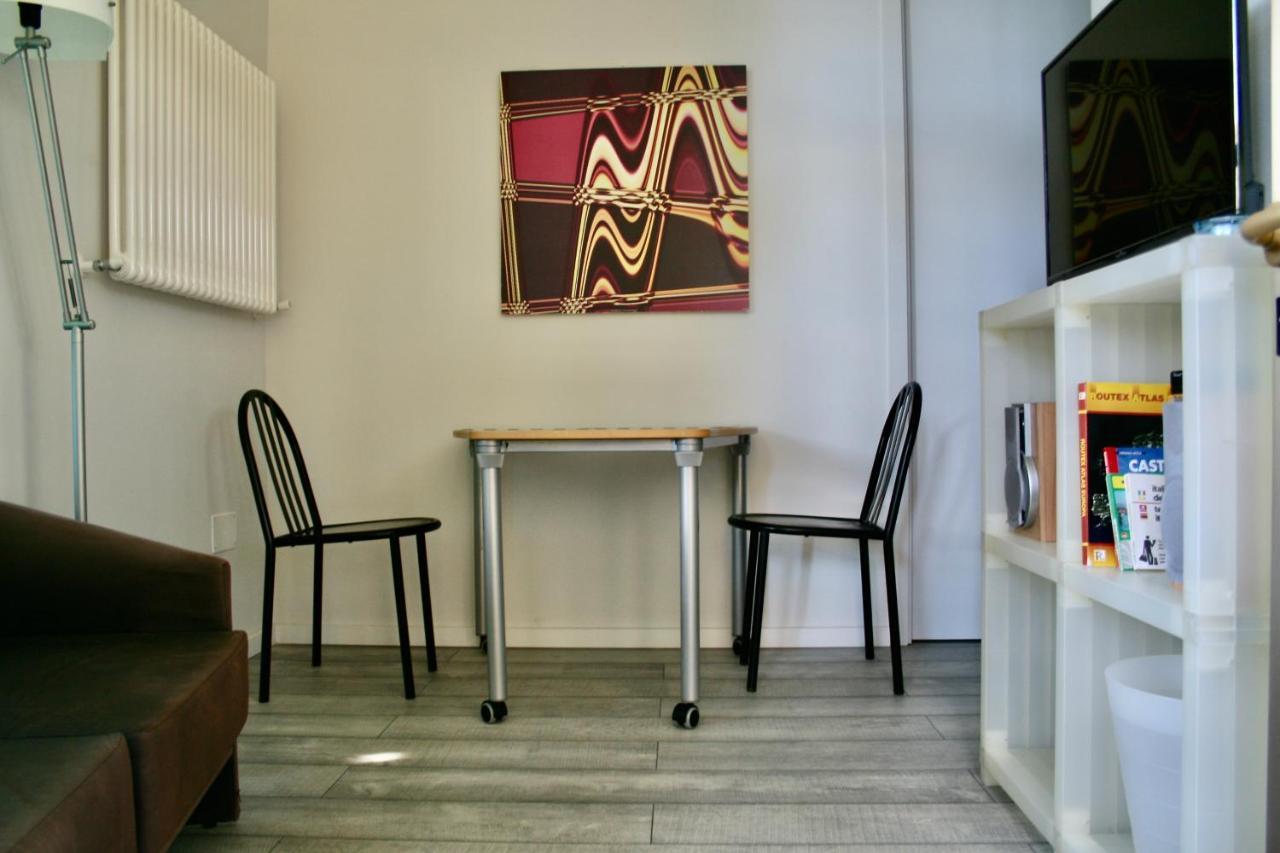 Buenretirope - Confortevoli Appartamentini Con Giardino Pescara Bagian luar foto